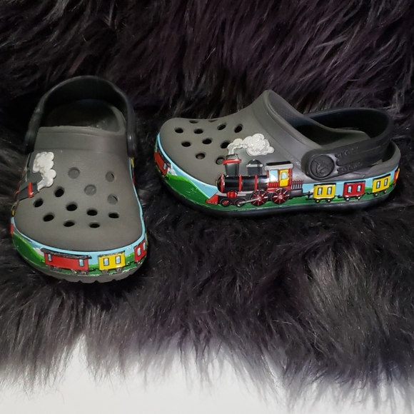 train crocs for toddlers